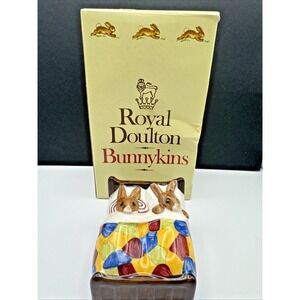 Royal Doulton Bunnykins DB 15 Sleepytime Bunnies Figurine 1975  England